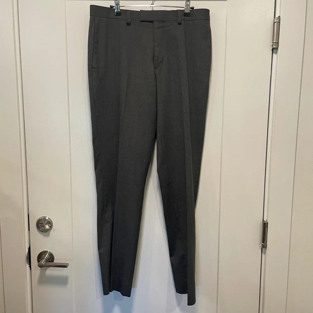 Banana Republic Slim Fit Dress Pants Men 32x32 Charcoal Grey Flat Front Trousers